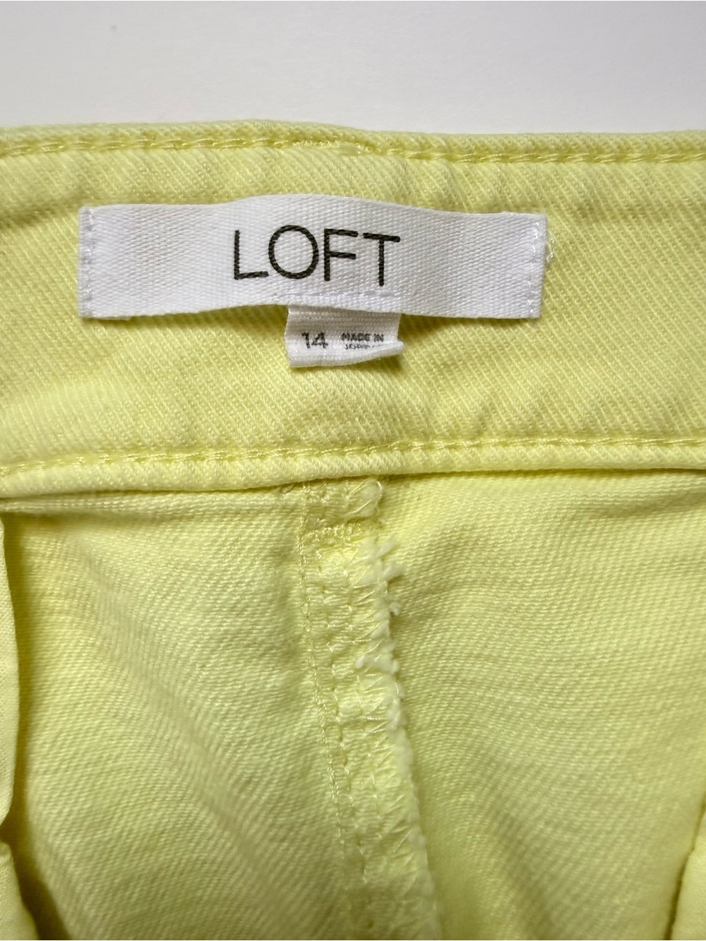 LOFT Palmer Shorts Size 14 Lemon Brûlée | EUC Utility Patch Pocket Shorts - Picture 6 of 11